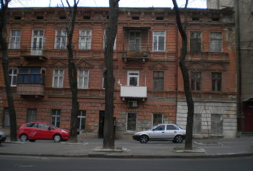 Продам свою комнату в коммуне, ул.Ольгиевская