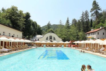 Горный курорт Ялова, термальные воды.