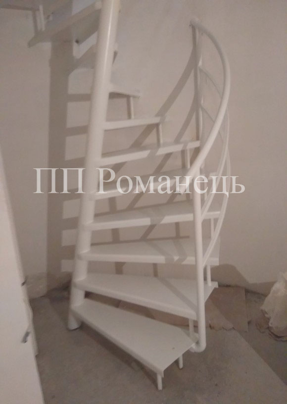 виготовлення гвинтових сходів з нахиленою віссю у Львові