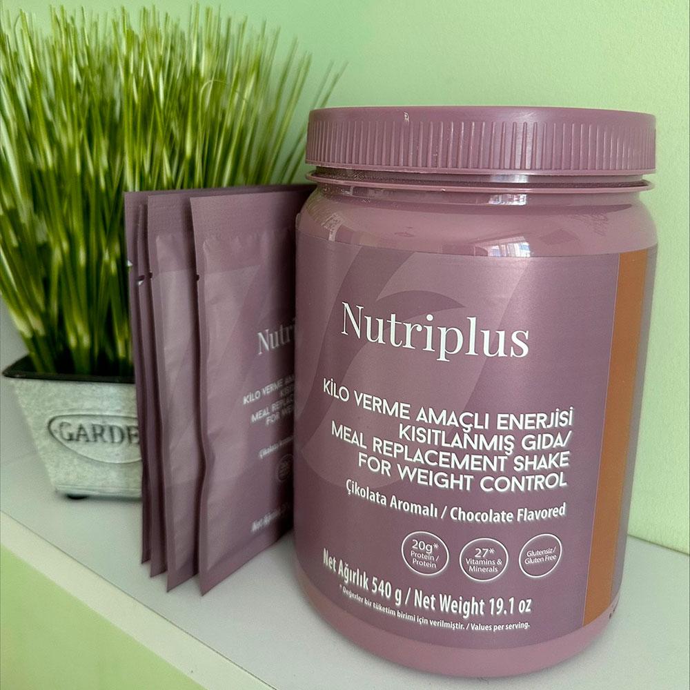 Новий коктейль Nutriplus з шоколадним смаком для підтримки дієти