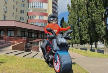 Наружная реклама человек надувной 3D копии товаров, персонажей, животных 3.4 м