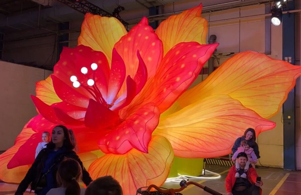 Декорации улиц надувные для оформления сцены, рекламы