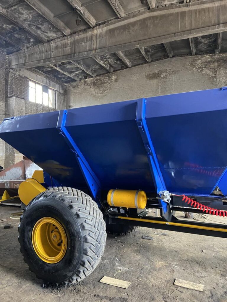 МВУ-6 Машина для внесення мінеральних добрив