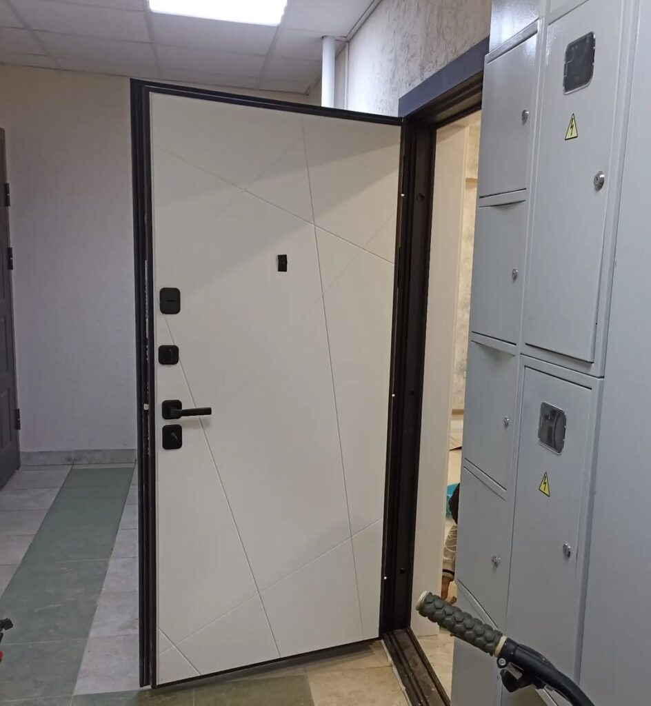 Надежные входные двери от производителя в Кривом Роге