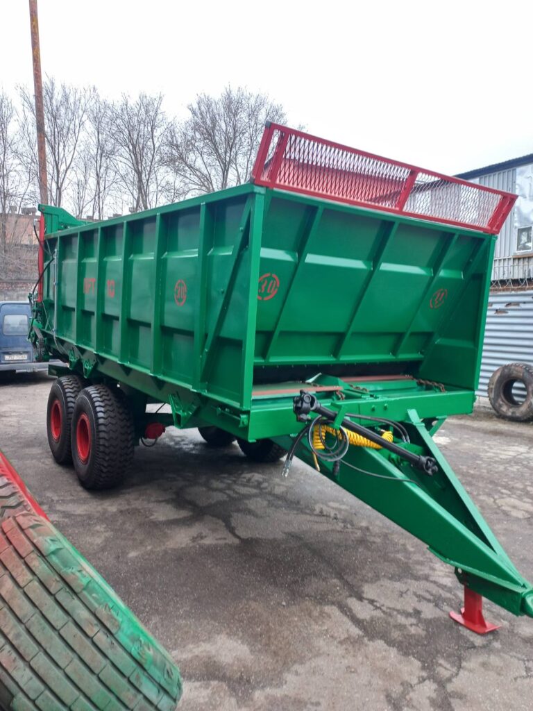 Універсальний гноєрозкидач ПРТ-10