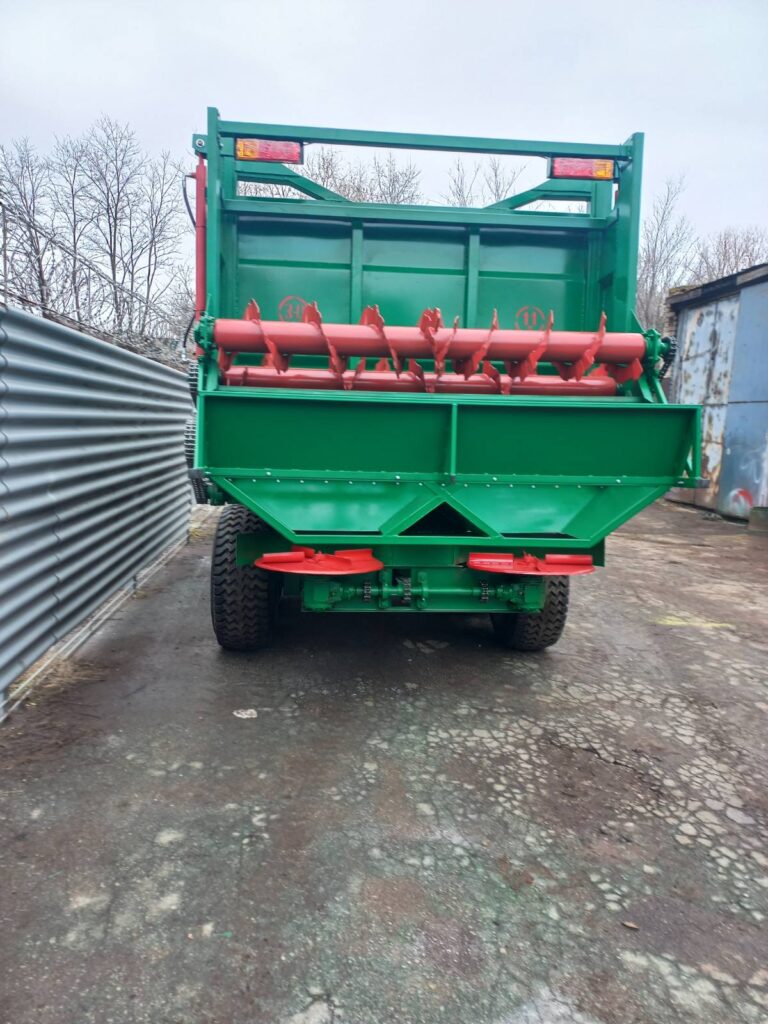 Універсальний гноєрозкидач ПРТ-10