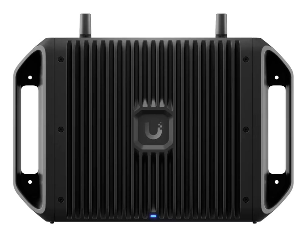 Надежный роутер UniFi Cloud Gateway Industrial 270W