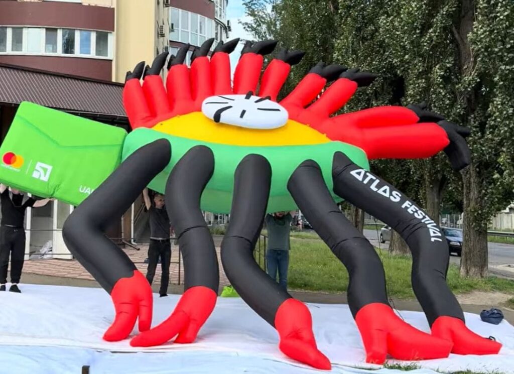 Фотозона виставкові стенди замовити